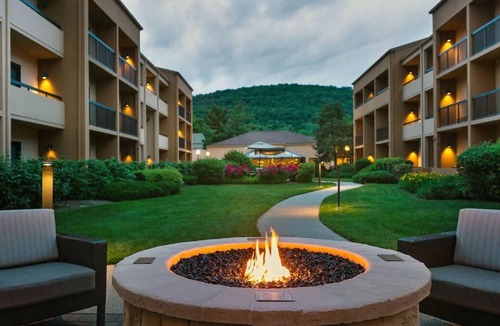 Mahwah House | Thomas Edison National Historical Park Tour! 2 Units! Pets Allowed, Parking!