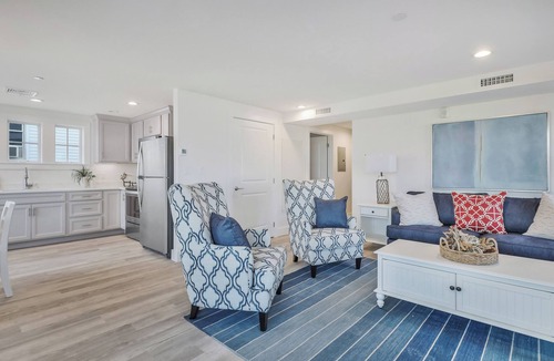 Plymouth Cultural District Condo | Thomas Sea Suites
