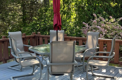 Palmer House | Thompson Lake Cape Cod, direct lake front with private lake dock.