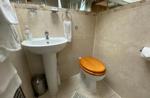 Flaxton Hotel | Thompsons Arms