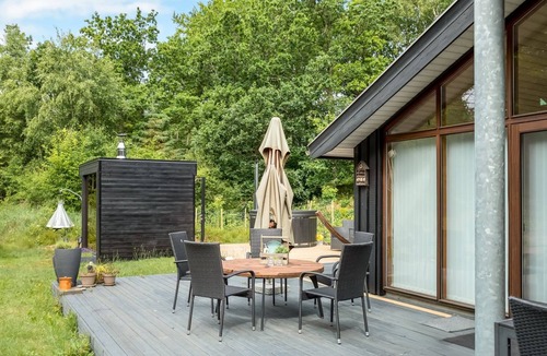 Nordost House | "Thorine" - 750m from the sea by Interhome