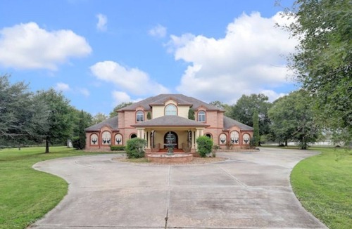 Sienna Plantation House | Thornberry Escape