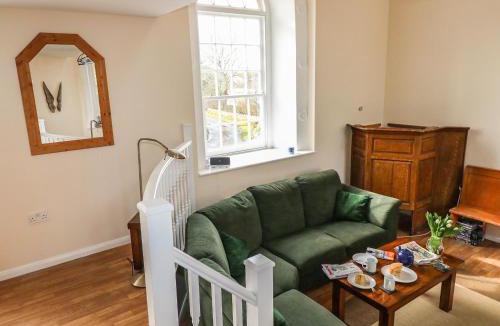 Merrion House | Thorne Chapel