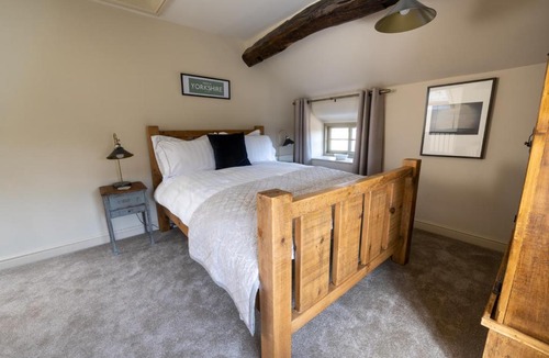 Lepton Apartment | Thornes Cottage