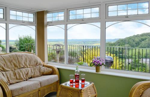 Redbrook House | Thornhill