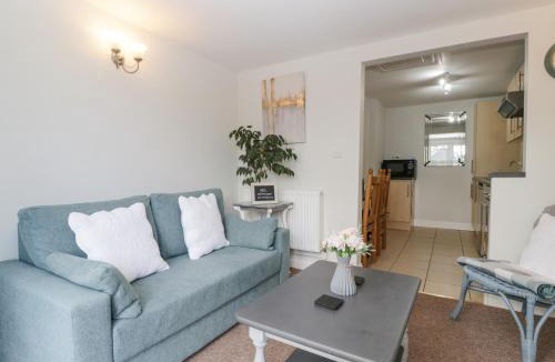 Muchelney House | Thornhills Cottage