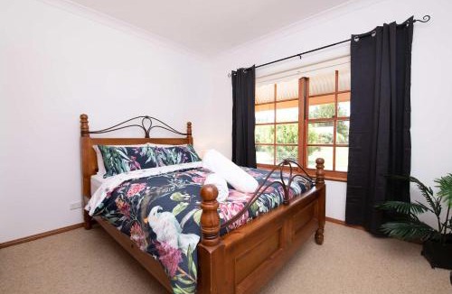 Canobolas House | Thornleigh Cottage