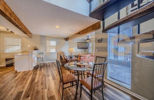 Lake Ozark House | Thornsberry Beach Loft
