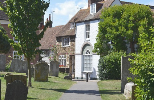 Iden Cottage | Thornsdale Oast House