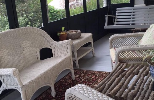 Lansing Bed & Breakfast | Thornton House B&B