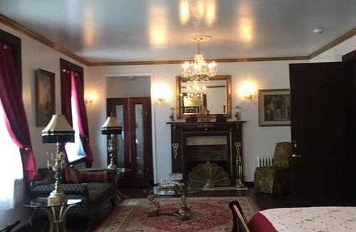 Carlisle Bed & Breakfast | Thornwald Mansion