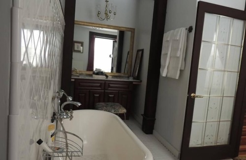 Carlisle Bed & Breakfast | Thornwald Mansion