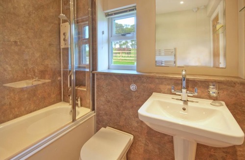 Berwick-upon-Tweed House | THREE ACRE COTTAGE - peaceful, rural location with impressive views