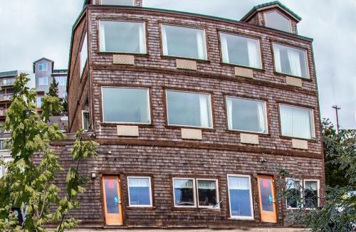 Oceanside Hotel | Three Arch Inn