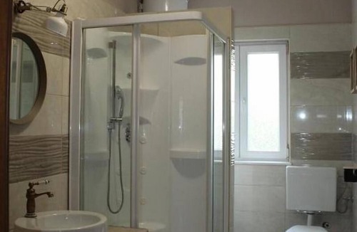 Gornje Selo Apartment | Three bedroom apartment with terrace Gornje selo, Šolta (A-21133-a)