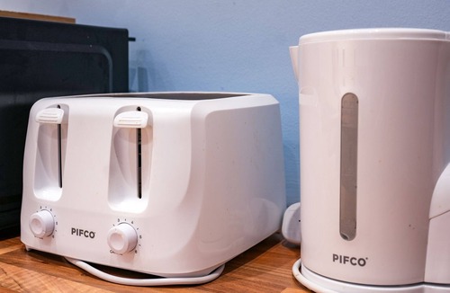 Coatbridge Apartment | Three Bedroom Apartment in Central Coatbridge