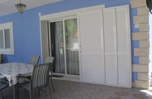 Maslinica Apartment | Three bedroom apartment near beach Maslinica (Šolta) (A-14748-a)