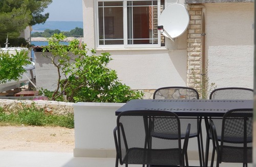 Primosten Burnji Apartment | Three bedroom apartment with terrace Bilo, Primošten (A-14601-e)