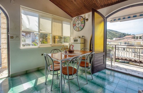 Podglavica Apartment | Three bedroom apartment with balcony and sea view Stupin Čeline, Rogoznica (A-4264-a)