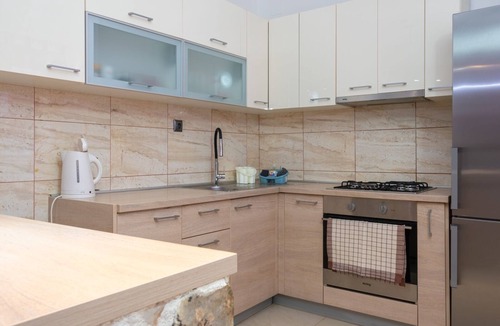 Bibinje Apartment | Three bedroom apartment with terrace and sea view Bibinje, Zadar (A-16188-a)