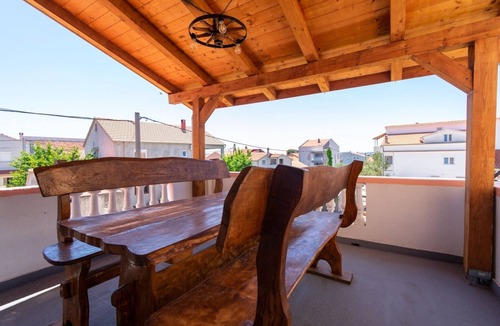 Bibinje Apartment | Three bedroom apartment with terrace and sea view Bibinje, Zadar (A-16188-a)