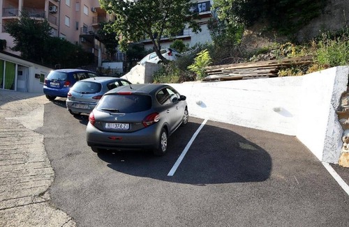 Icici Apartment | Three bedroom apartment with terrace and sea view Opatija (A-23795-a)