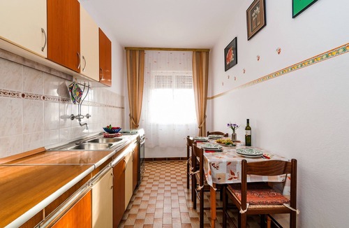 Privlaka Apartment | Three bedroom apartment with balcony Privlaka, Zadar (A-5747-a)