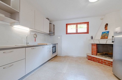 Prigradica Apartment | Three bedroom apartment near beach Prigradica, Korčula (A-20871-a)