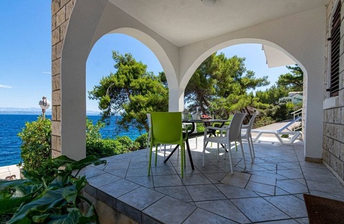 Prigradica Apartment | Three bedroom apartment near beach Prigradica, Korčula (A-20871-a)