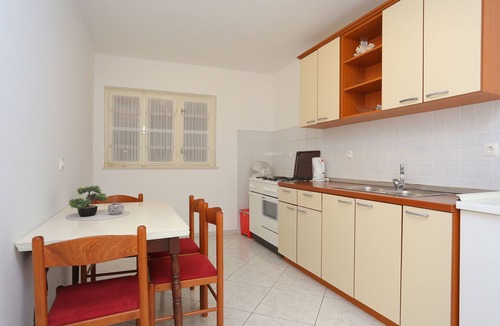 Brela Apartment | Three bedroom apartment with terrace and sea view Brela, Makarska (A-2718-a)