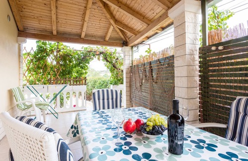 Marina Apartment | Three bedroom apartment with terrace Marina (Trogir) (A-5953-b)