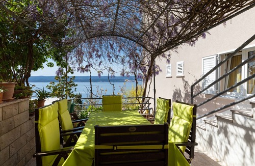 Mimice Apartment | Three bedroom apartment with balcony and sea view Mimice, Omiš (A-2805-b)