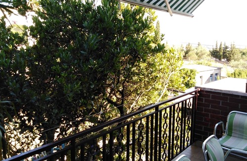 Susica Apartment | Three bedroom apartment with terrace Murter (A-5098-a)