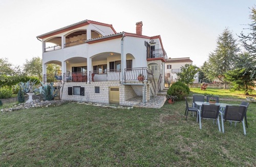 Musalez Apartment | Three-Bedroom Apartment Katalin I in Musalež