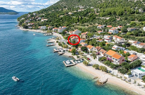 Viganj Apartment | Three bedroom apartment near beach Viganj, Pelješac (A-634-a)