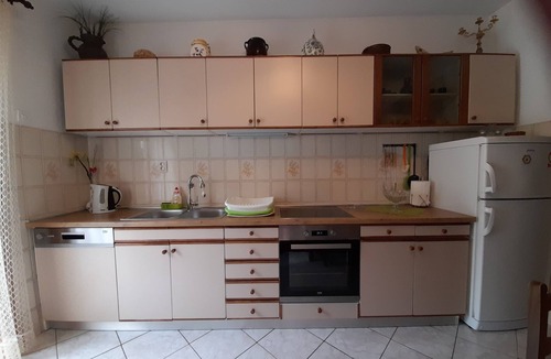 Mirce Apartment | Three bedroom apartment with terrace Mirca, Brač (A-2886-a)