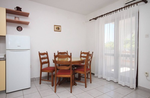 Vodice Apartment | Three bedroom apartment with terrace Vodice (A-6452-a)