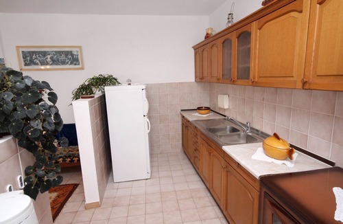Kampor Apartment | Three bedroom apartment with terrace and sea view Kampor, Rab (A-5032-a)