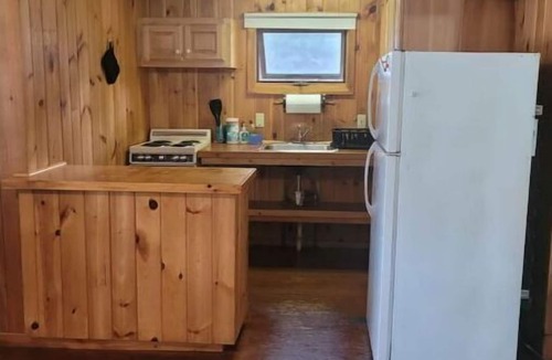 Wolfeboro Cabin | Three bedroom Cabin on Rust Pond Beach