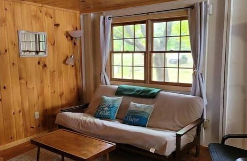 Wolfeboro Cabin | Three bedroom Cabin on Rust Pond Beach