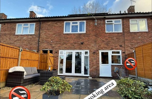 Harlow House | Three bedroom