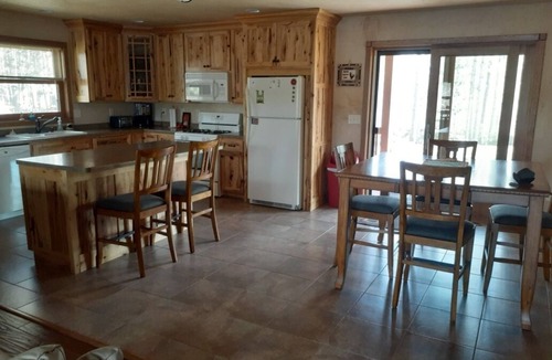 Park Rapids House | Three bedroom hide-a-way with spacious deck over looking Island Lake.