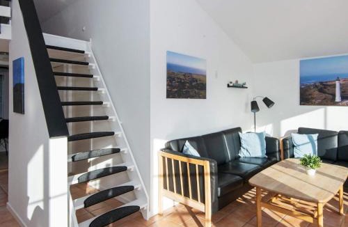 Nørre Lyngvig House | Three-Bedroom Holiday home in Hvide Sande 2