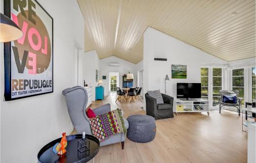 Vejers Strand House | Three-Bedroom Holiday Home In Vejers Strand