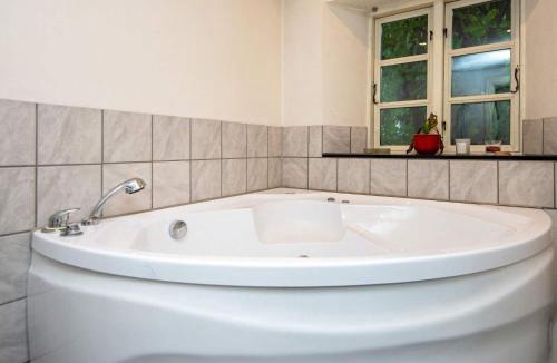 Grenaa House | Three-Bedroom Holiday home in Ansager 18