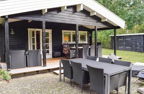 Kulhuse House | Three-Bedroom Holiday Home in Jagerspris