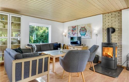 Hornsved House | Three-Bedroom Holiday Home In Jagerspris