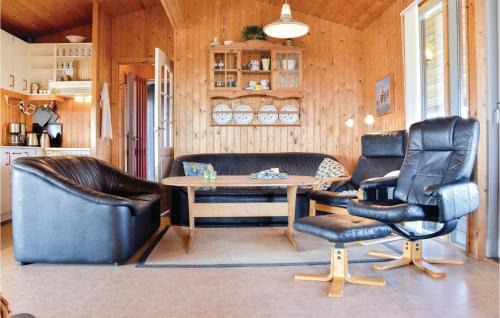 Ringkobing House | Three-Bedroom Holiday Home In Ringkobing