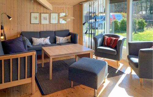 Øksenmølle House | Three-Bedroom Holiday Home In Ebeltoft