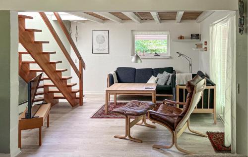 Fjellerup Strand House | Three-Bedroom Holiday Home In Glesborg